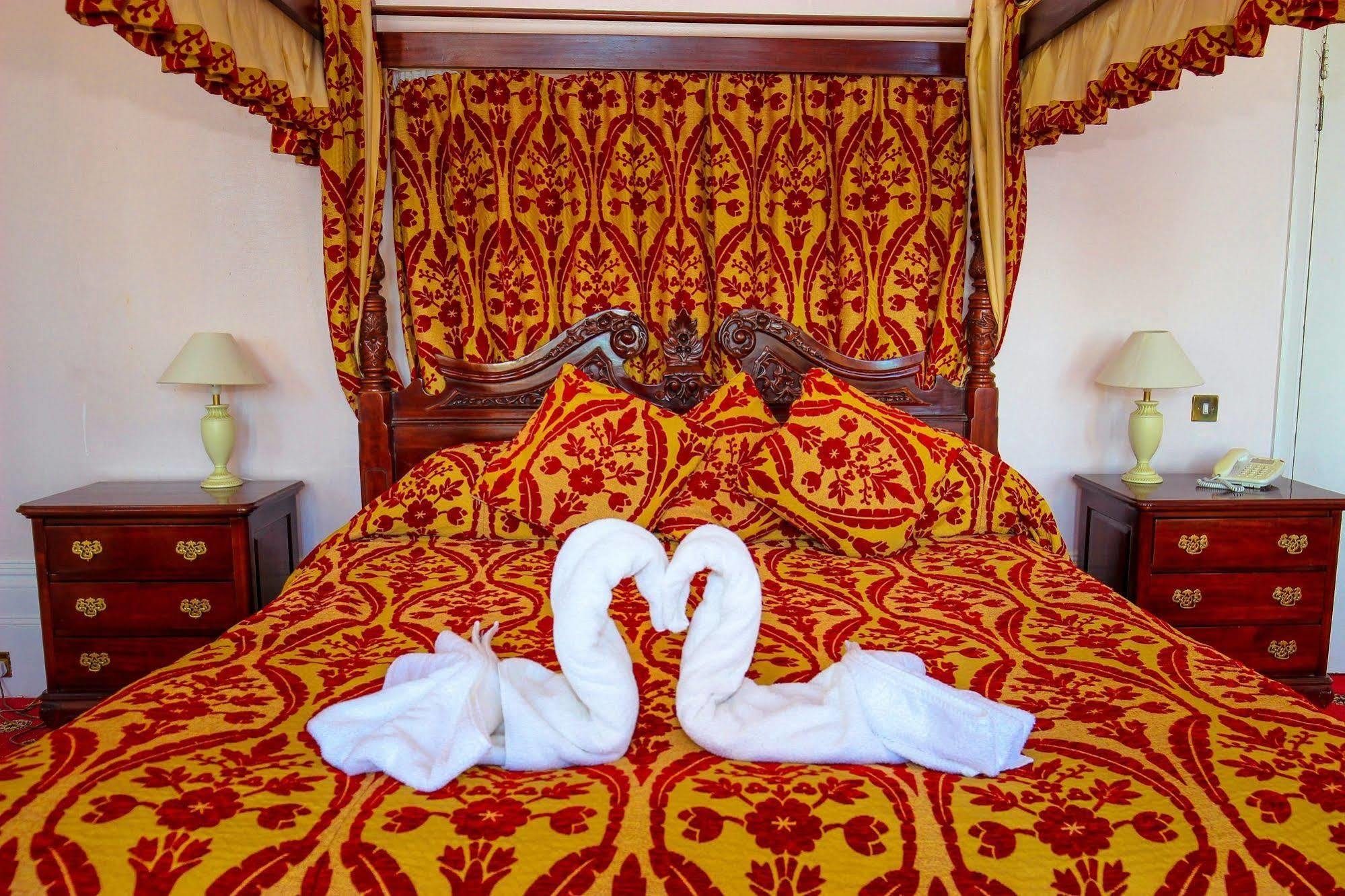 The Mansion Lions Hotel Істборн Екстер'єр фото