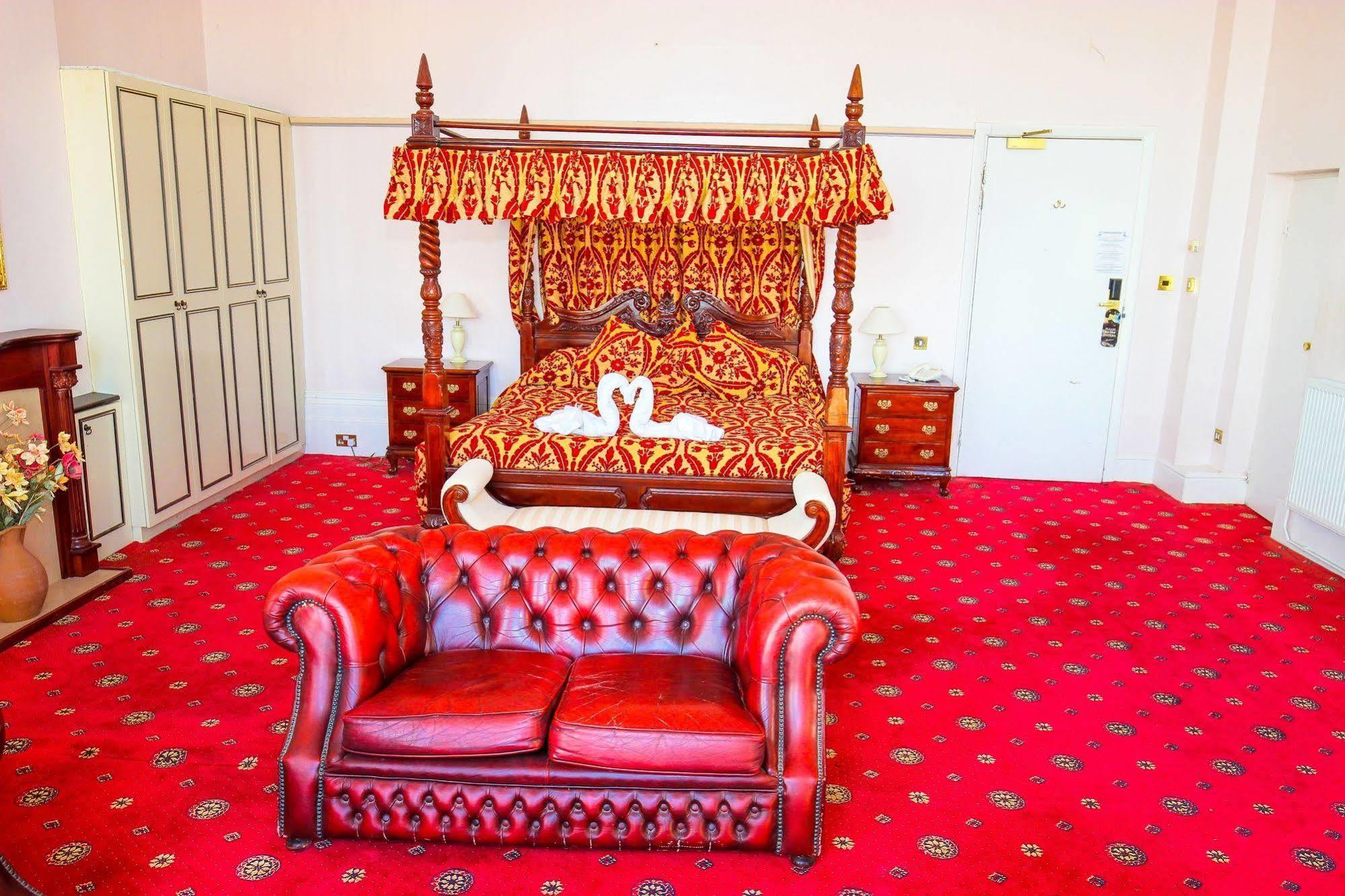 The Mansion Lions Hotel Істборн Екстер'єр фото
